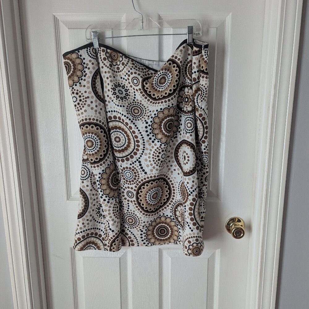 Cato brown, tan, cream, and white skirt - 26/28W